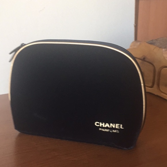 CHANEL Handbags - Chanel Velvet Cosmetic Bag
